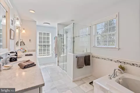 Bath - 14210 Manor Rd, Phoenix, MD 21131 photo 5 of 6