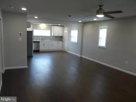 Living - 1009 Fuselage Ave, Middle River, MD 21220 photo 3 of 3
