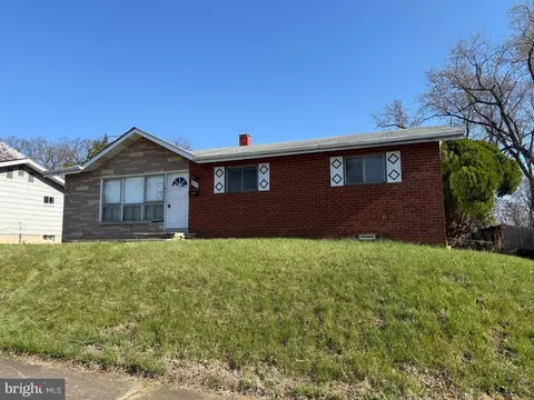 5512 Northgreen Rd, Windsor Mill, MD 21244