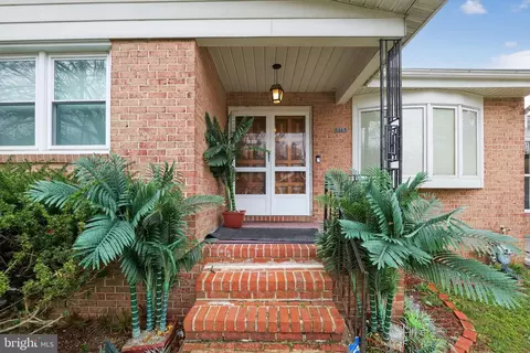 3819 Pikeswood Dr, Randallstown, MD 21133