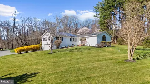 4402 Meadowcliff Rd, Glen Arm, MD 21057