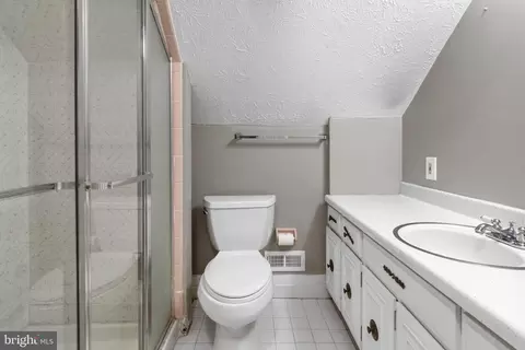 Bath - 2029 Old Frederick, Catonsville, MD 21228 photo 3 of 5