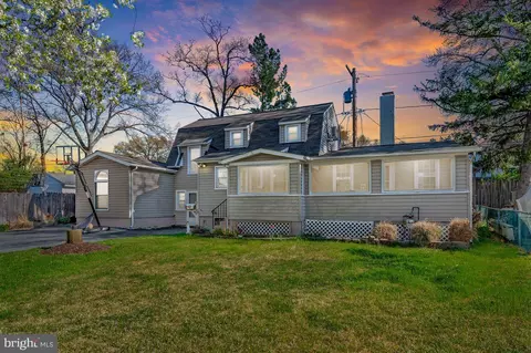 2532 Hillcrest Ave, Parkville, MD 21234