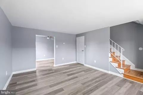 Living - 710 Kingston Rd, Middle River, MD 21220 photo 3 of 7
