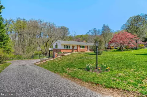 802 Stone Barn Rd, Towson, MD 21286