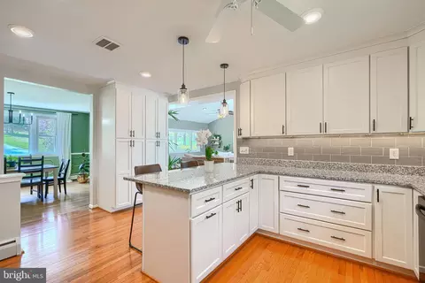 Kitchen - 802 Stone Barn Rd, Towson, MD 21286 photo 6 of 7