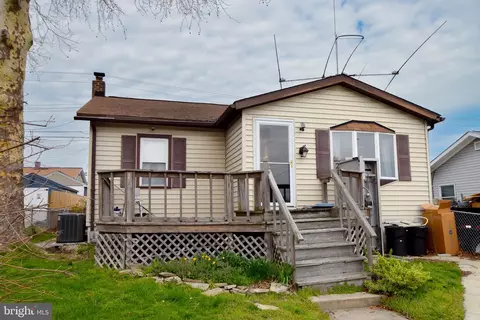 21 Right Aileron, Middle River, MD 21220