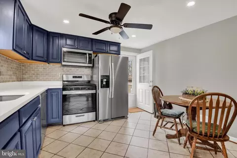 19638 Graystone Rd, White Hall, MD 21161