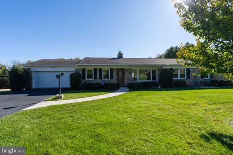 1101 Gypsy Ln W, Towson, MD 21286