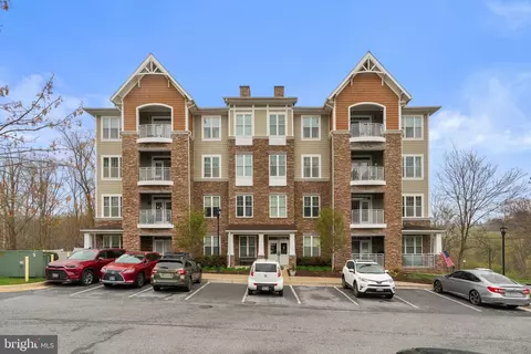 17 Clay Lodge Ln #304, Catonsville, MD 21228