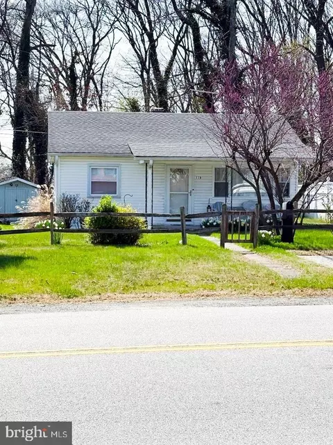 115 Compass Rd, Middle River, MD 21220