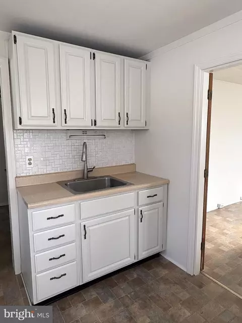 Kitchen - 115 Compass Rd, Middle River, MD 21220 photo 2 of 2