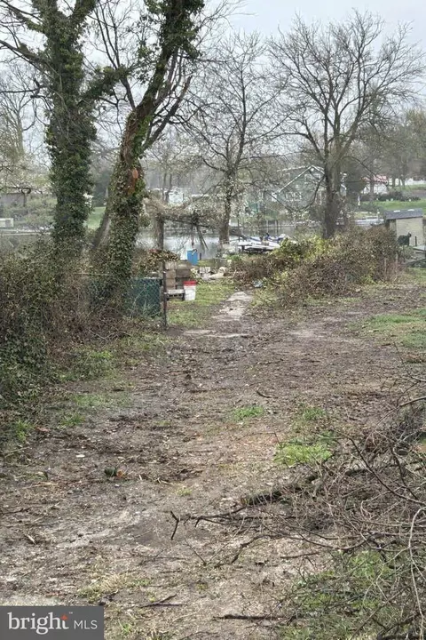 7636 Old Battle Grove Rd, Baltimore, MD 21222