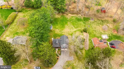 View/Area - 4126 Hedgehill Ln, Phoenix, MD 21131 photo 1 of 2