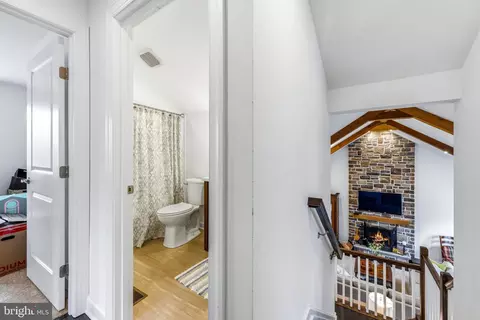 Entry Way - 4126 Hedgehill Ln, Phoenix, MD 21131 photo 5 of 5