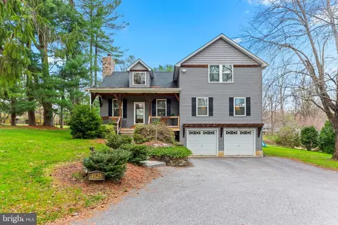 Exterior - 4126 Hedgehill Ln, Phoenix, MD 21131 photo 2 of 10