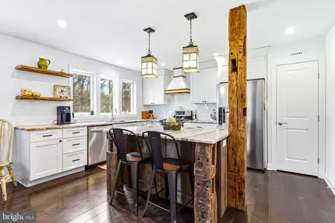 Kitchen - 4126 Hedgehill Ln, Phoenix, MD 21131 photo 1 of 7