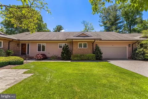 19 Seminary Dr, Lutherville Timonium, MD 21093