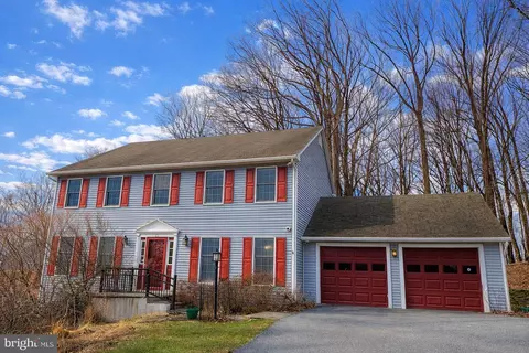 23 Gray Squirrel Ct, Lutherville Timonium, MD 21093