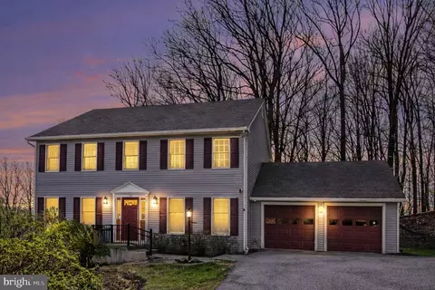 23 Gray Squirrel Ct, Lutherville Timonium, MD 21093