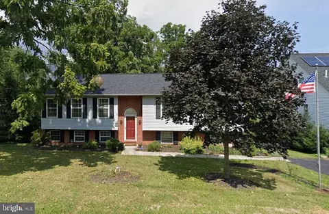 8813 Orchard Rd, Pikesville, MD 21208