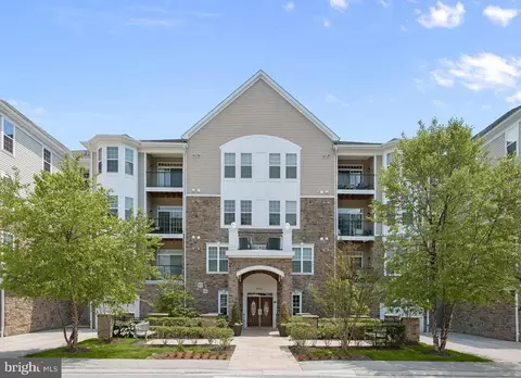 605 Quarry View Ct #301, Reisterstown, MD 21136