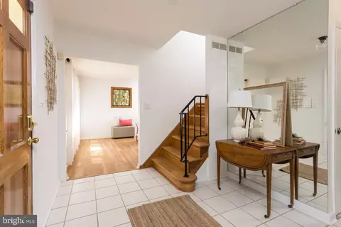 Entry Way - 4 Collingwood Garth, Phoenix, MD 21131 photo 1 of 1