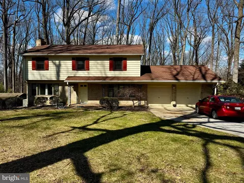 4 Collingwood Garth, Phoenix, MD 21131