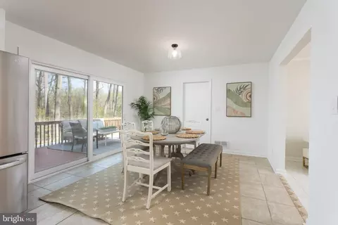 Dining - 4 Collingwood Garth, Phoenix, MD 21131 photo 1 of 2