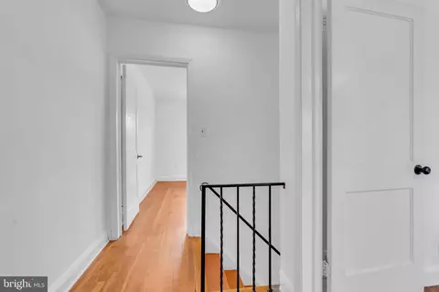 Entry Way - 1948 Quentin, Dundalk, MD 21222 photo 6 of 7