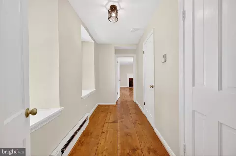 Entry Way - 19635 Eagle Mill Rd, Parkton, MD 21120 photo 2 of 7