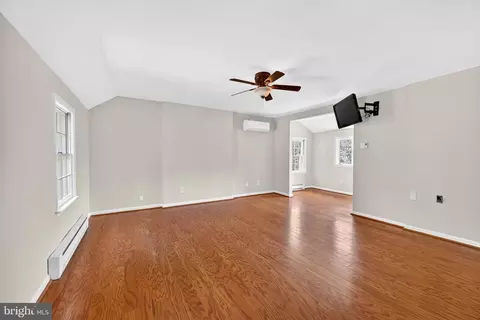 Living - 19635 Eagle Mill Rd, Parkton, MD 21120 photo 8 of 13