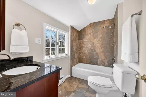 Bath - 19635 Eagle Mill Rd, Parkton, MD 21120 photo 1 of 3