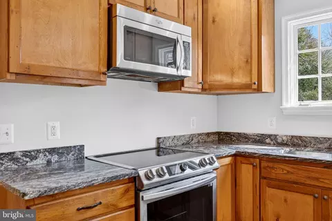 Kitchen - 19635 Eagle Mill Rd, Parkton, MD 21120 photo 4 of 8