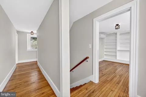 Entry Way - 19635 Eagle Mill Rd, Parkton, MD 21120 photo 3 of 7