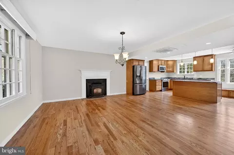 Living - 19635 Eagle Mill Rd, Parkton, MD 21120 photo 1 of 13