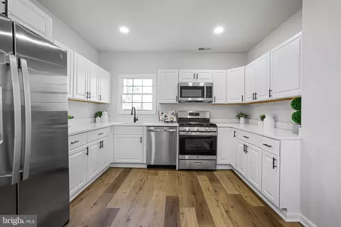 Kitchen - 106 4th Ave, Halethorpe, MD 21227 photo 1 of 3