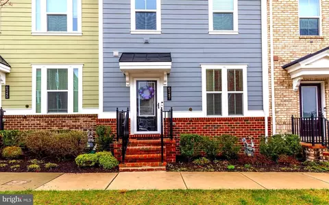 6247 Islington St, Middle River, MD 21220