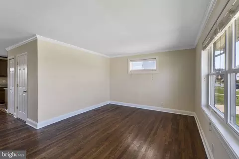 3521 Joann Dr, Windsor Mill, MD 21244 photo 2