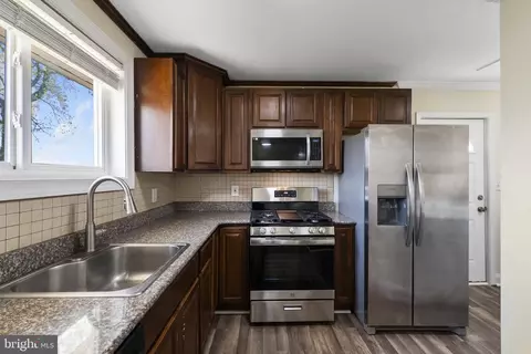 3521 Joann Dr, Windsor Mill, MD 21244 photo 9