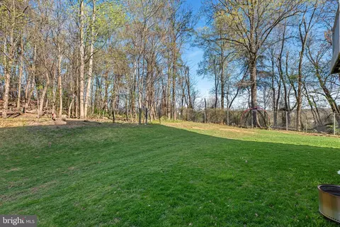 Exterior - 1849 Wind Gate Rd, Halethorpe, MD 21227 photo 6 of 7
