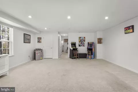 Entry Way - 1849 Wind Gate Rd, Halethorpe, MD 21227 photo 17 of 18