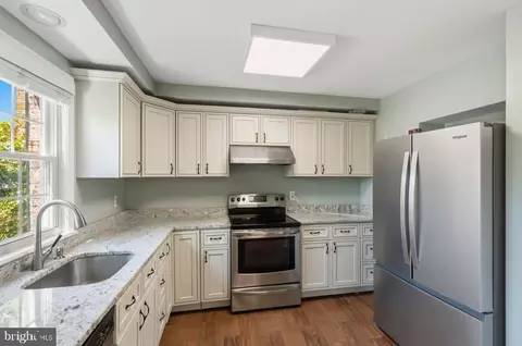 Kitchen - 12 Redding Ct, Nottingham, MD 21236 photo 2 of 3