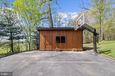 Exterior - 3413 Mount Zion Rd, Upperco, MD 21155 photo 13 of 17