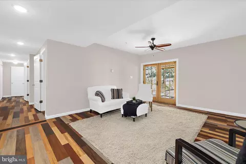 Living - 3413 Mount Zion Rd, Upperco, MD 21155 photo 3 of 6
