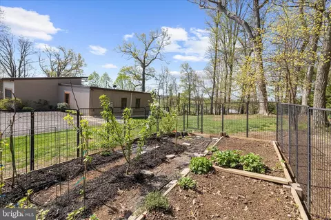 Exterior - 3413 Mount Zion Rd, Upperco, MD 21155 photo 14 of 17