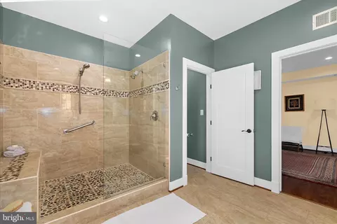Bath - 3413 Mount Zion Rd, Upperco, MD 21155 photo 6 of 7