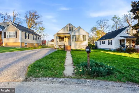 8111 Dalesford Rd, Parkville, MD 21234