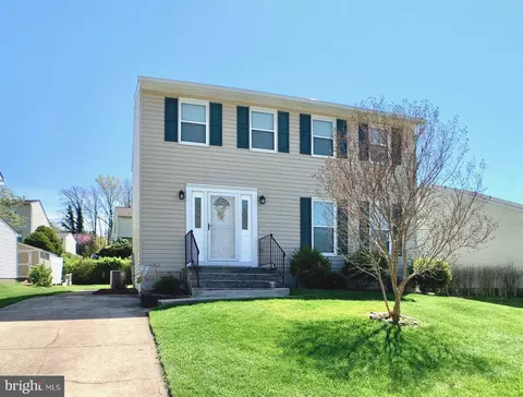 9105 Perryvale Rd, Nottingham, MD 21236