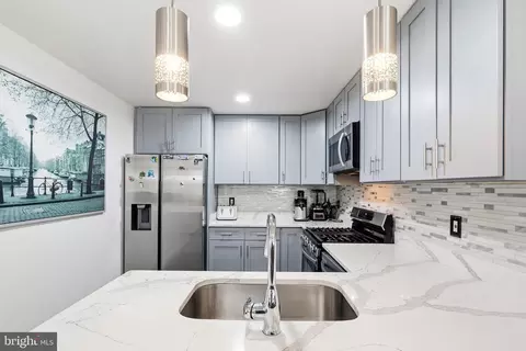 Kitchen - 552 48th St, Baltimore, MD 21224 photo 2 of 3